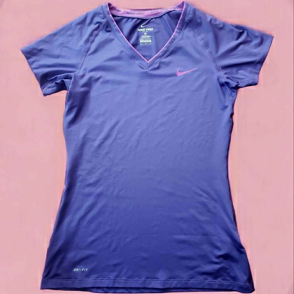 Nike Pro Women's Dry-Fit Tshirt